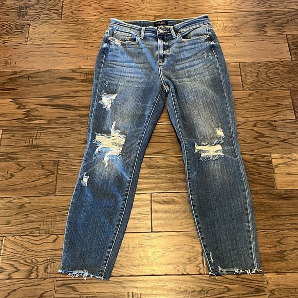 Judy Blue Relaxed Fit Size 7/28 - Picture 1 of 16